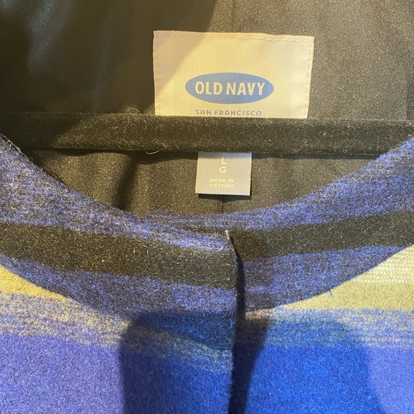 Old navy women’s size large blue/ gray pea coat. - Picture 4 of 6